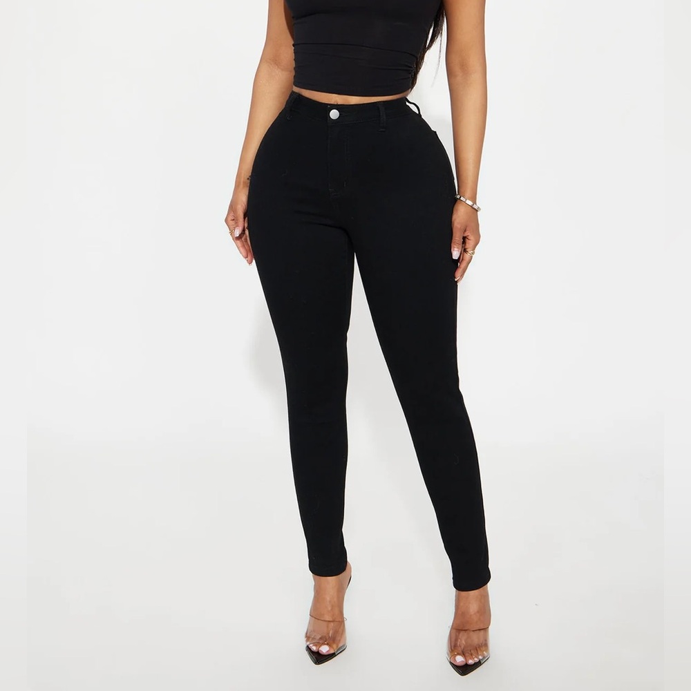 Black Skinny Jeans